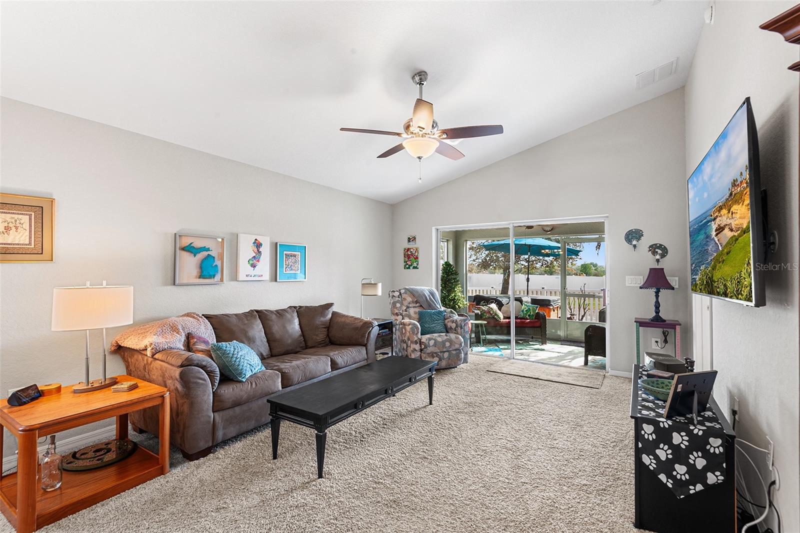 Image 14 of 29 For 574 Lorient Drive