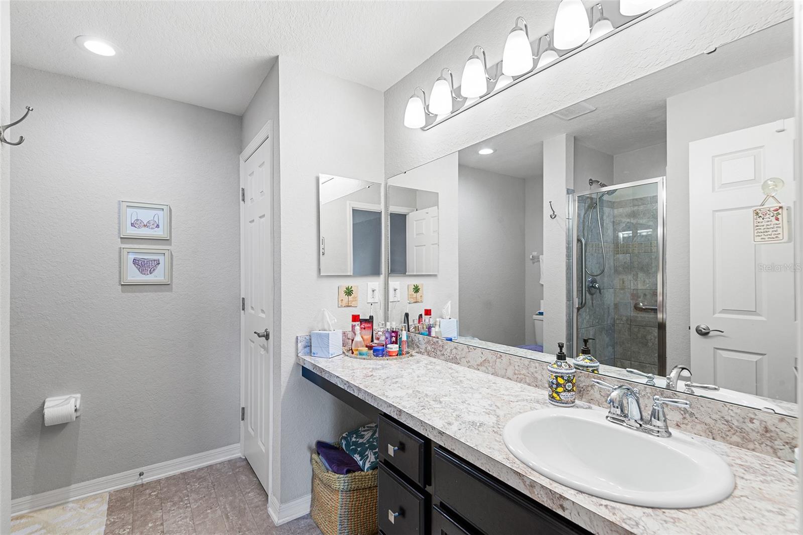 Image 22 of 29 For 574 Lorient Drive