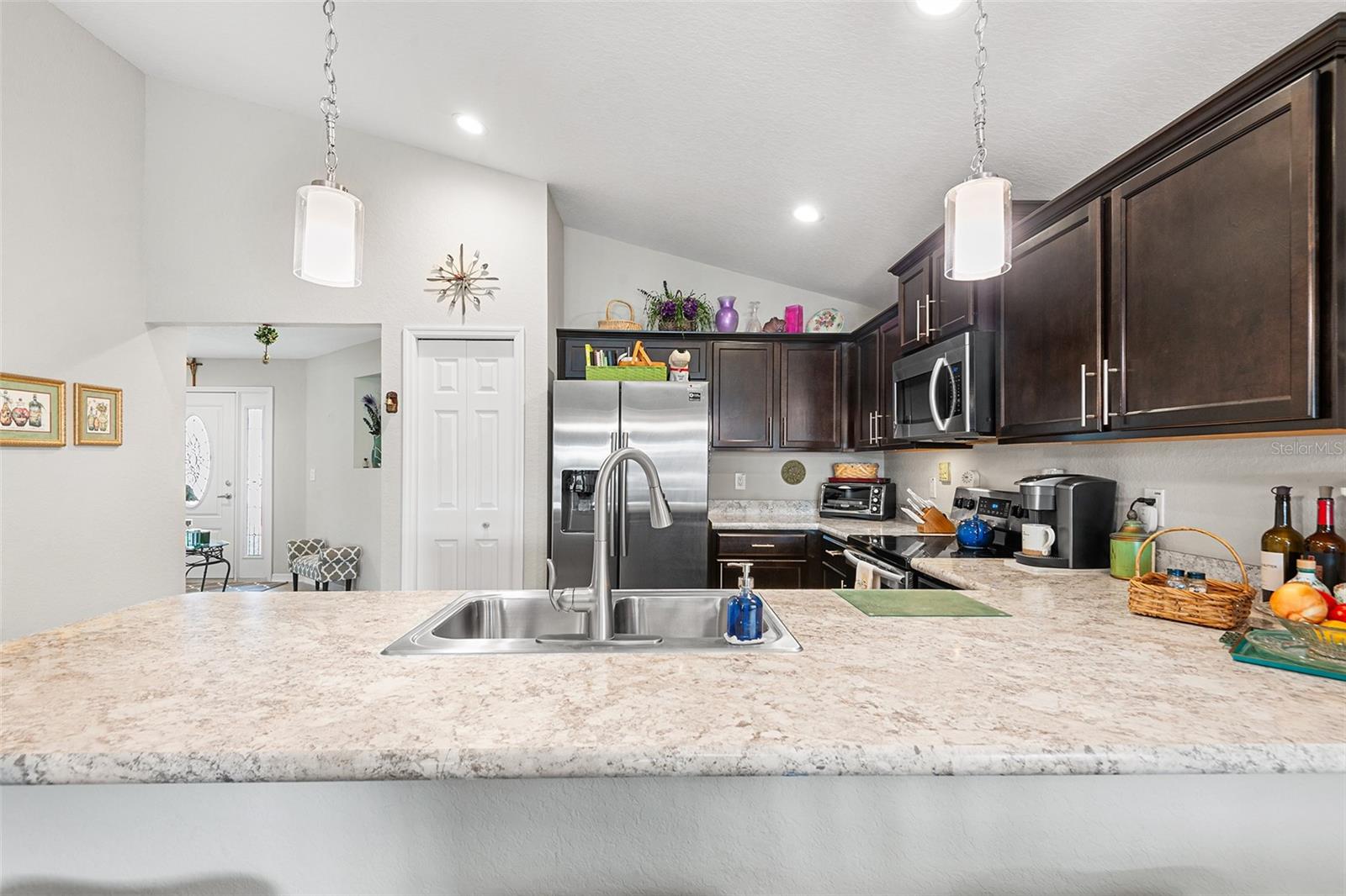 Image 9 of 29 For 574 Lorient Drive