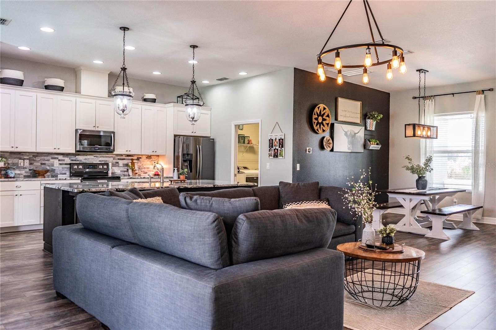 Image 25 of 88 For 3716 Saylor Lane