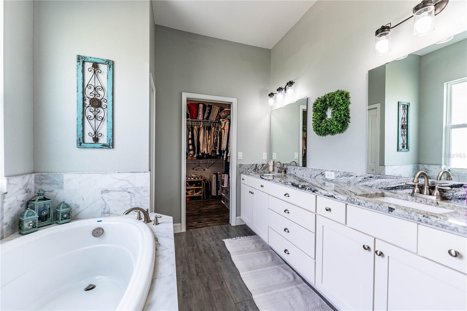 Image 48 of 88 For 3716 Saylor Lane