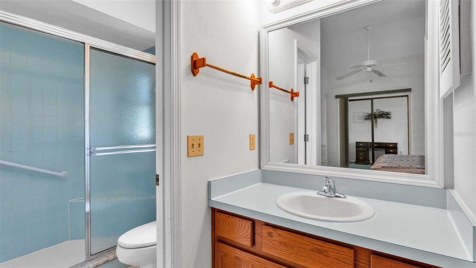 Image 11 of 69 For 6236 Raven Run