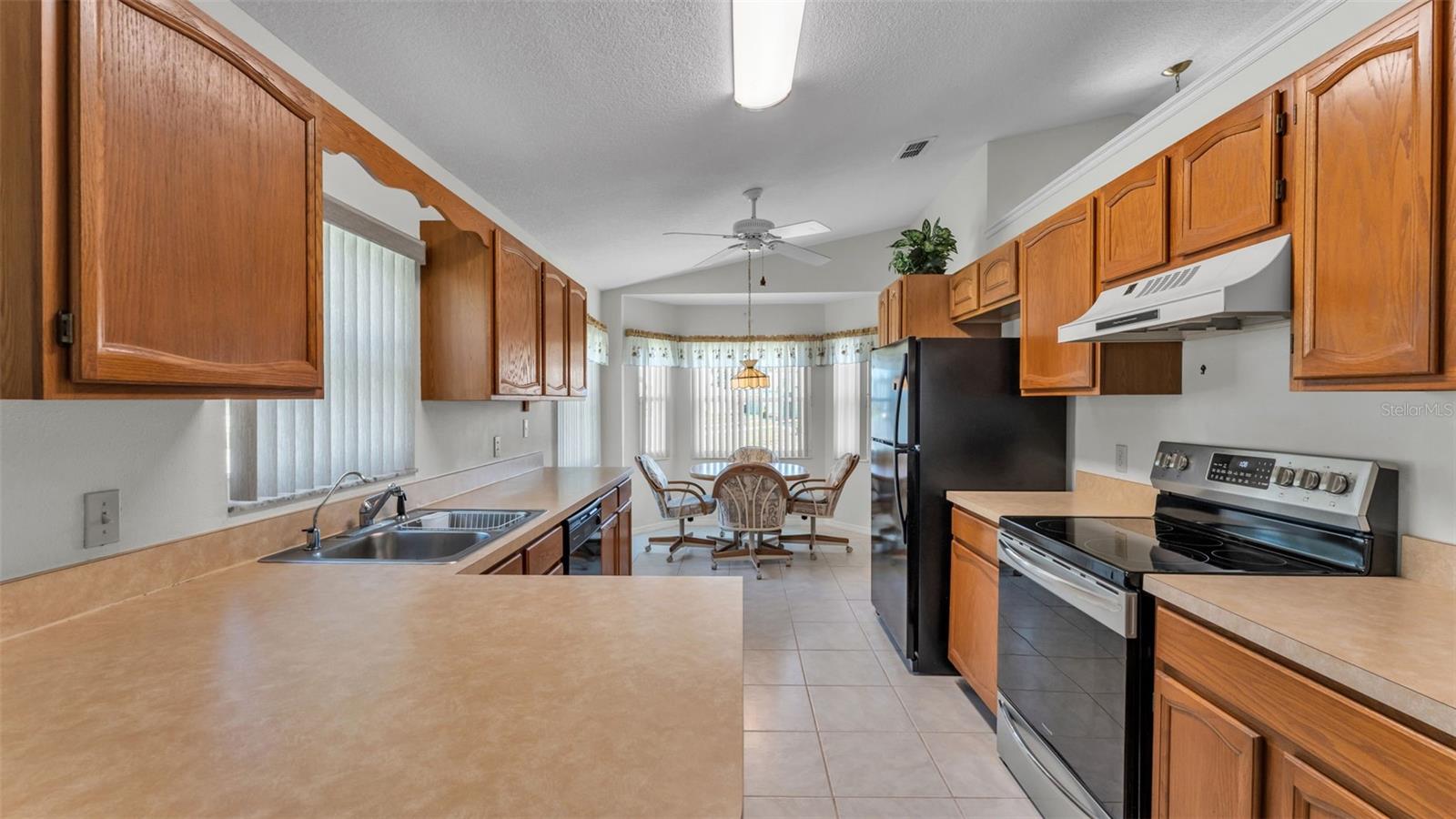 Image 22 of 69 For 6236 Raven Run