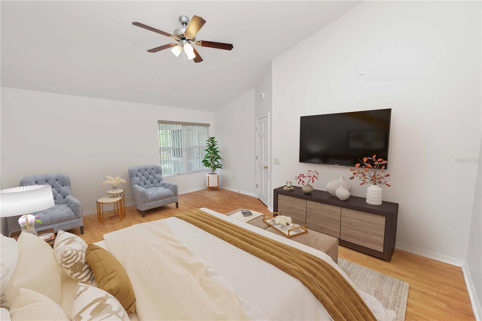 Image 7 of 19 For 3261 Stonewater Drive 37