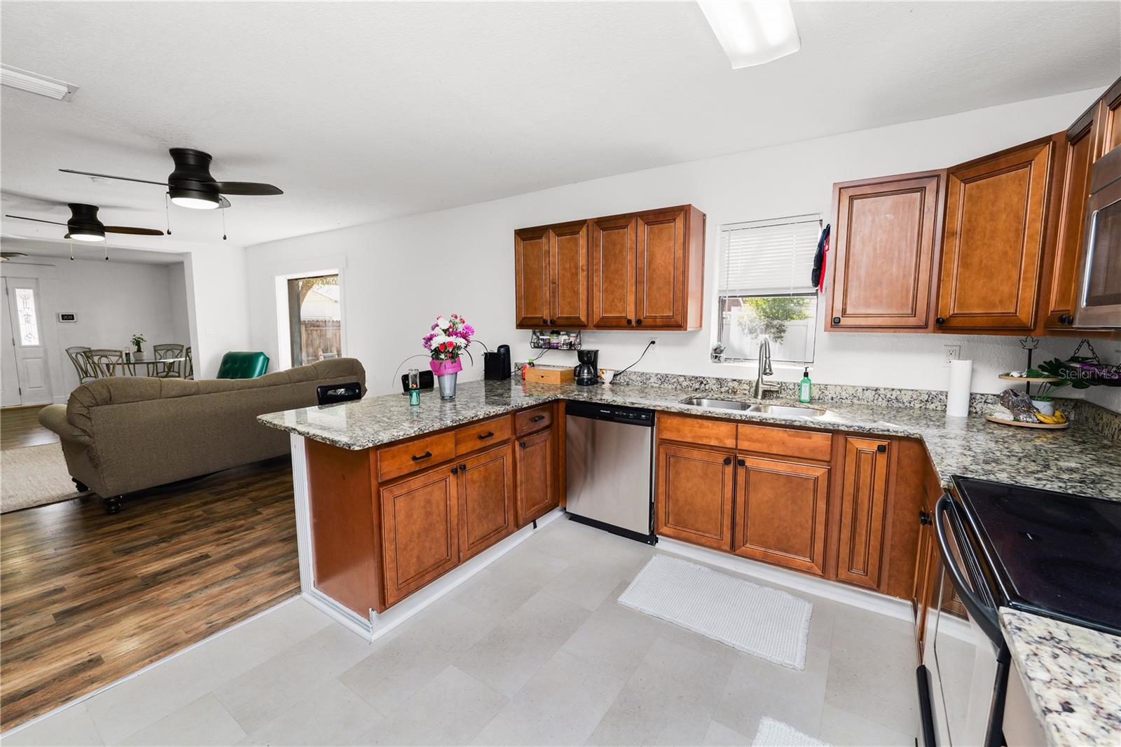 Image 13 of 49 For 1250 Mitchell Street