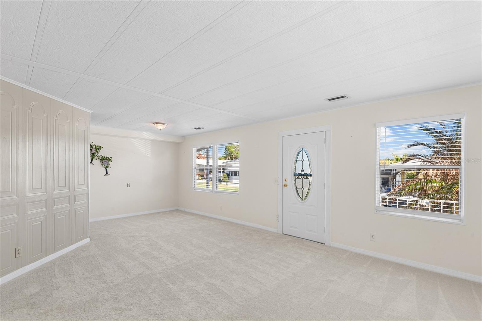 Image 10 of 38 For 914 Pine Ridge Drive