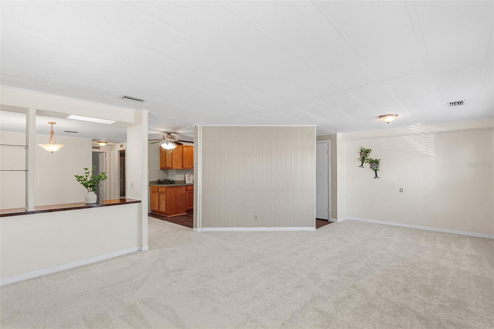 Image 14 of 38 For 914 Pine Ridge Drive