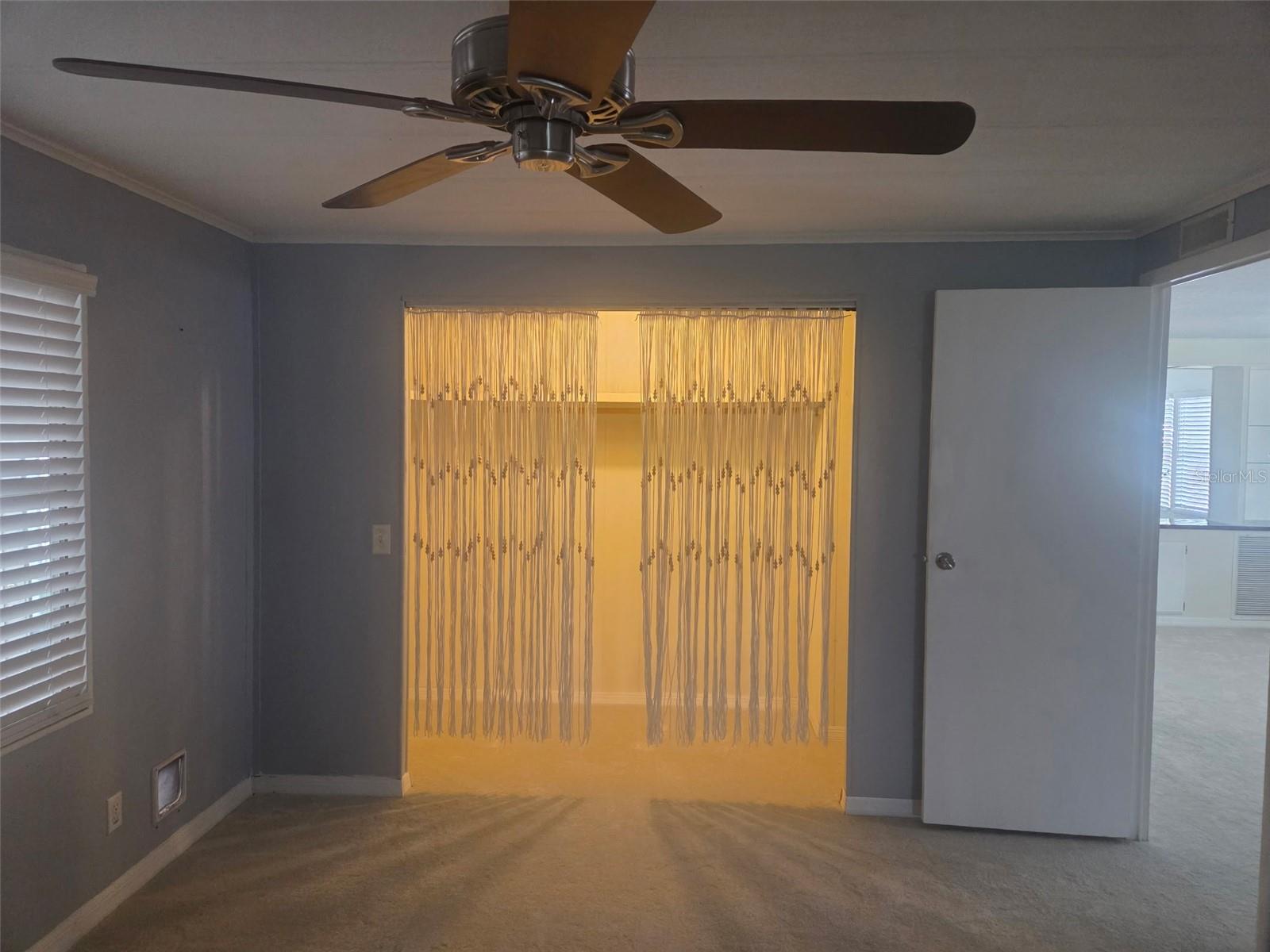 Image 23 of 38 For 914 Pine Ridge Drive