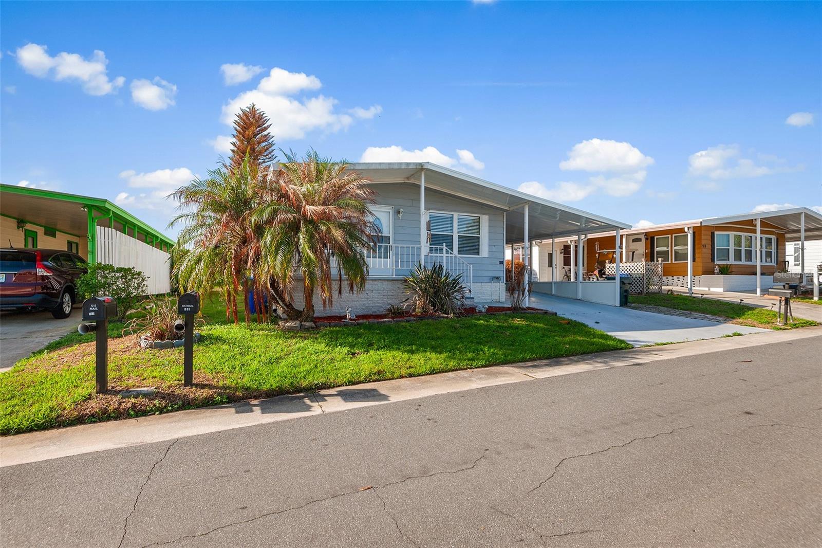 Image 3 of 38 For 914 Pine Ridge Drive