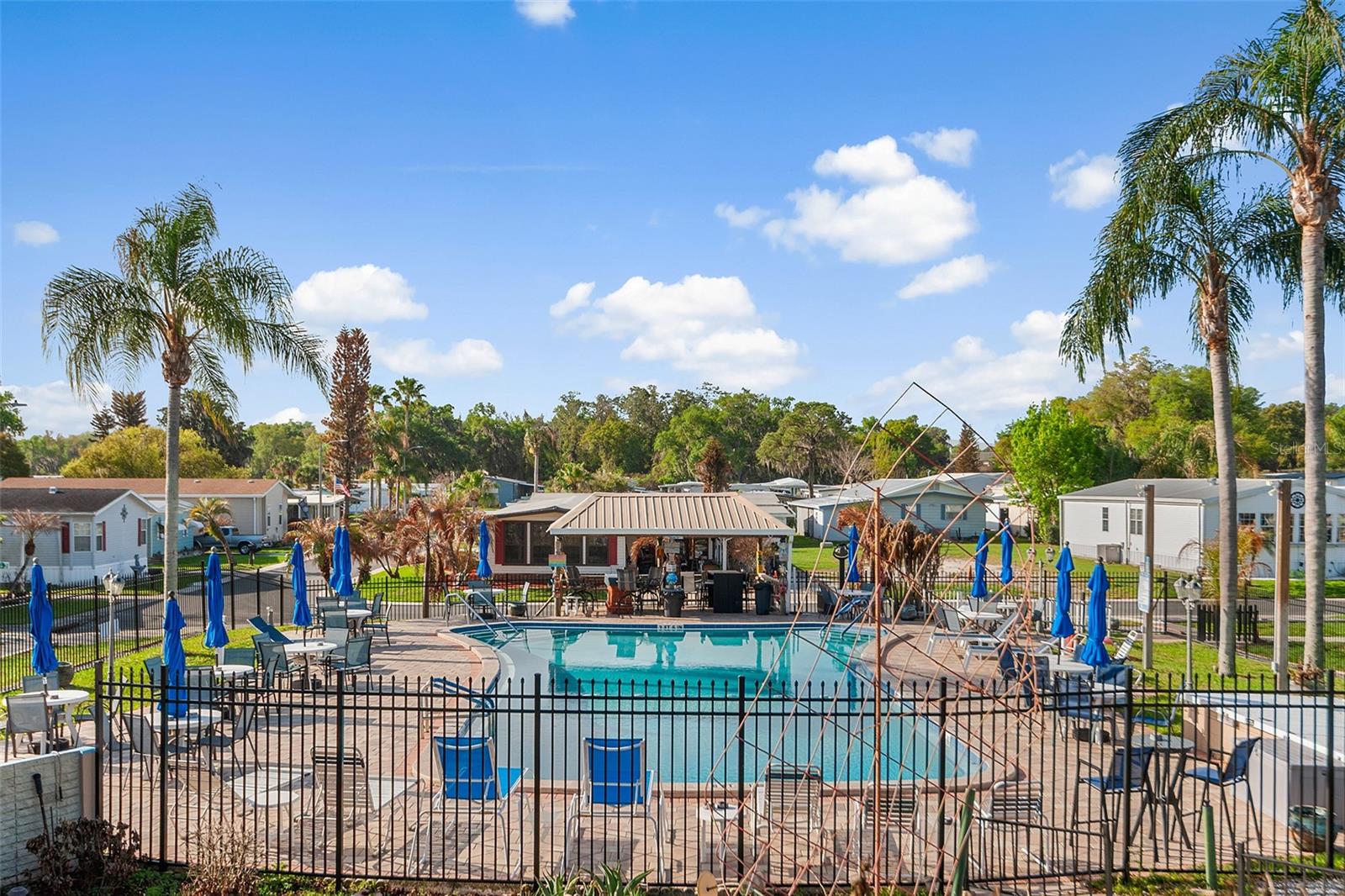 Image 34 of 38 For 914 Pine Ridge Drive