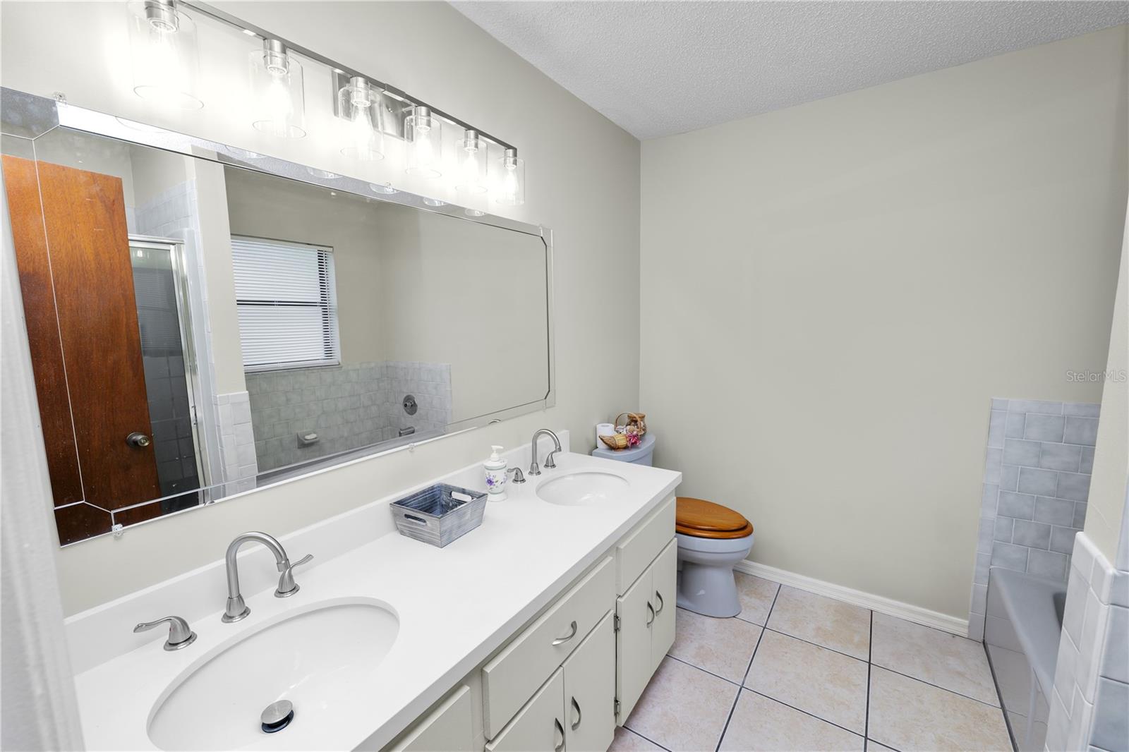 Image 36 of 59 For 5113 Moll Acres Drive