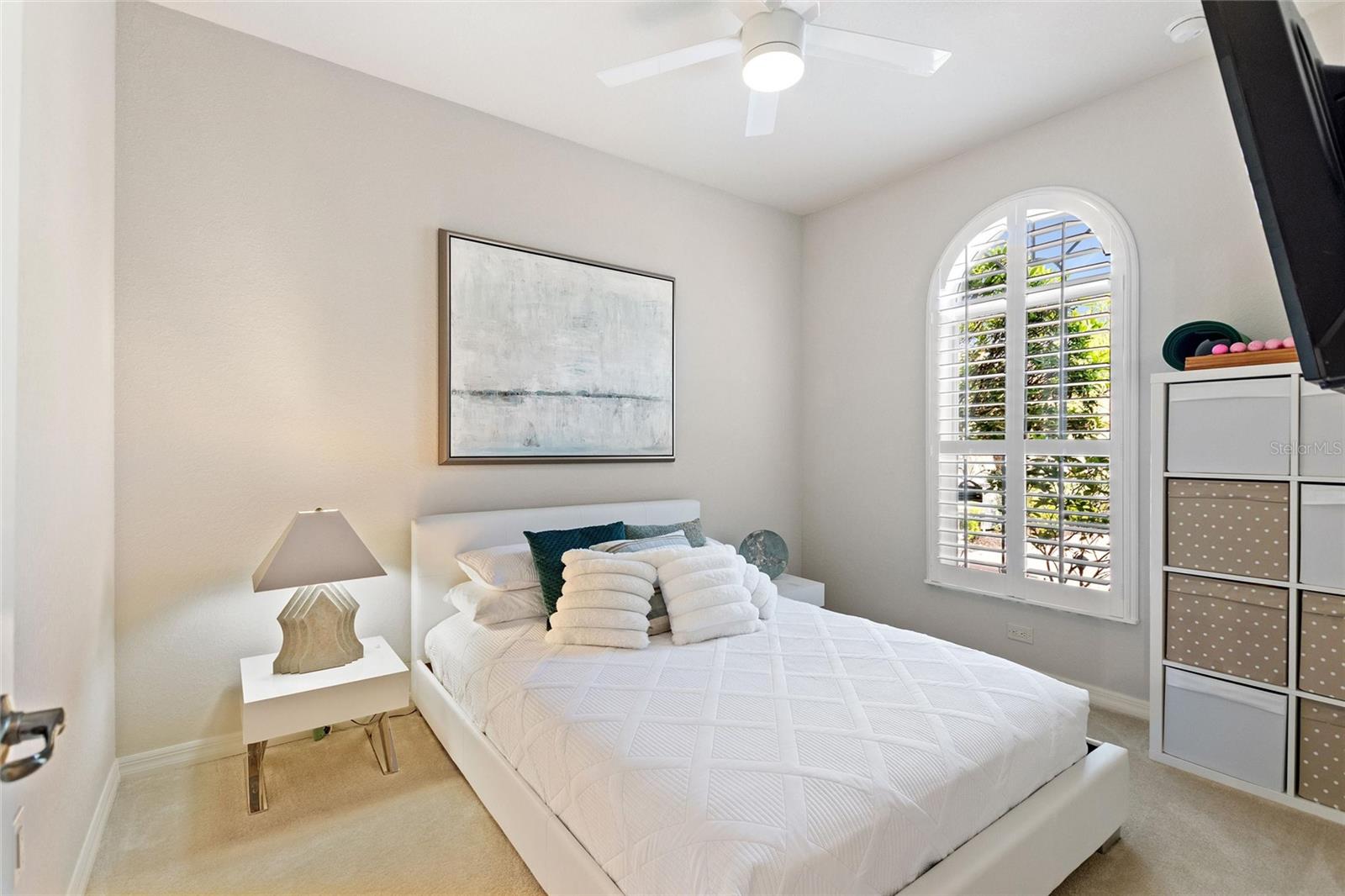 Image 18 of 46 For 1678 Linz Court