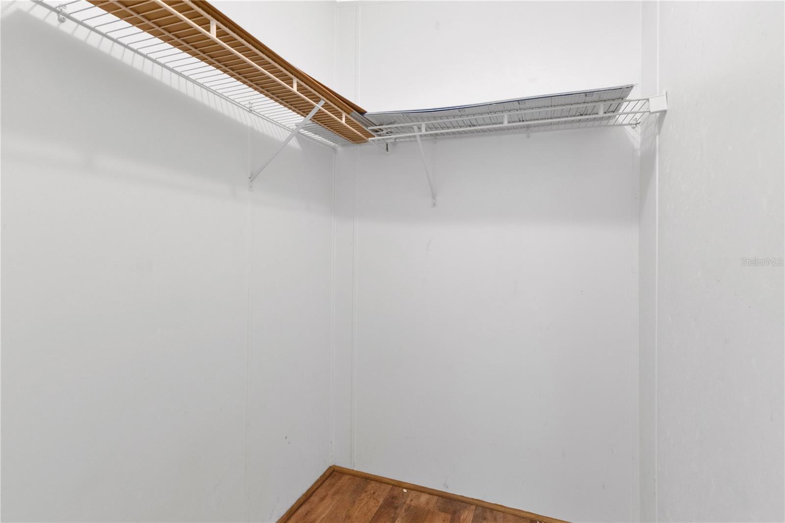 Image 20 of 39 For 6013 Halabrin Road