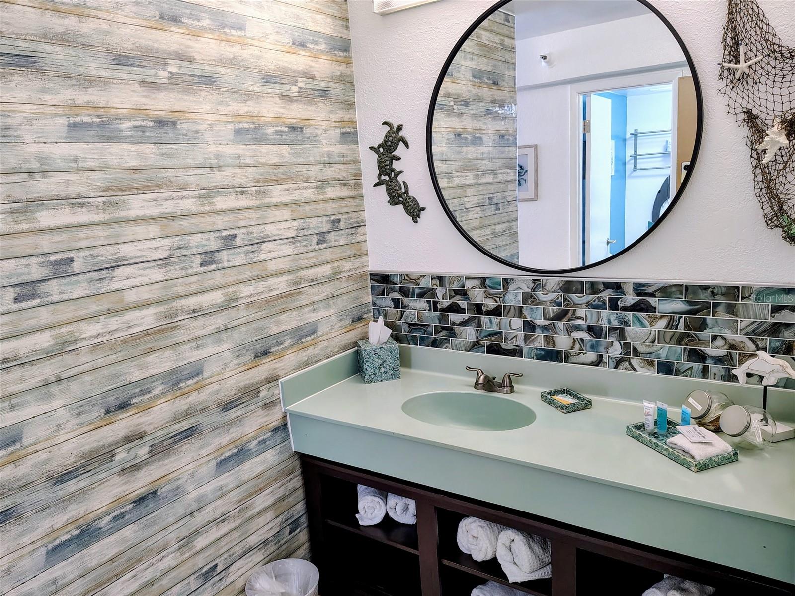 Image 4 of 17 For 2043 Atlantic Avenue 303