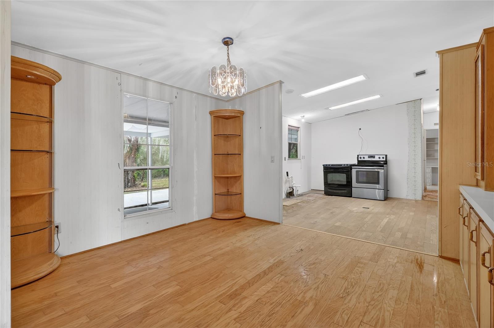 Image 26 of 70 For 1033 Oak Lane