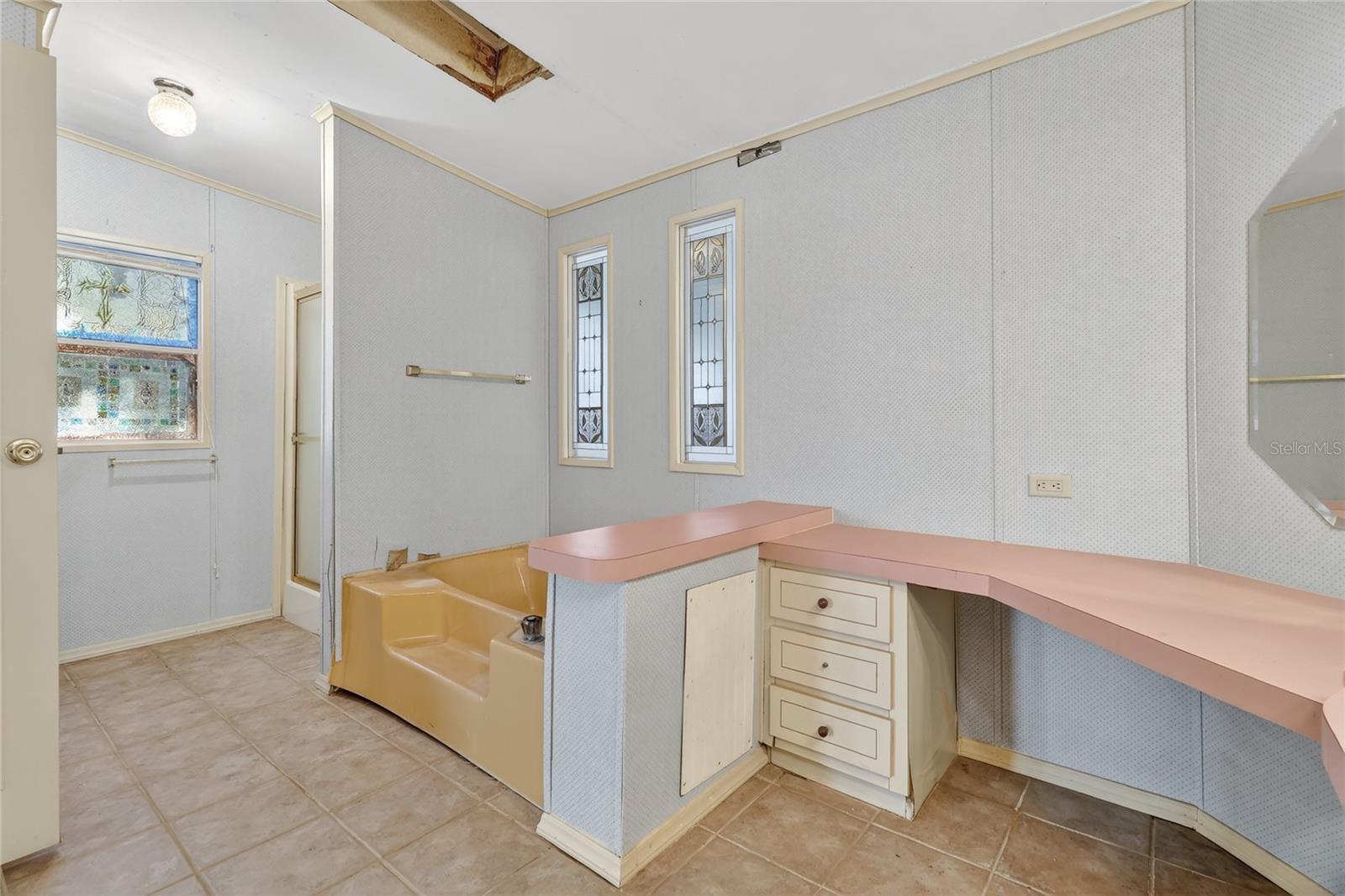 Image 37 of 70 For 1033 Oak Lane