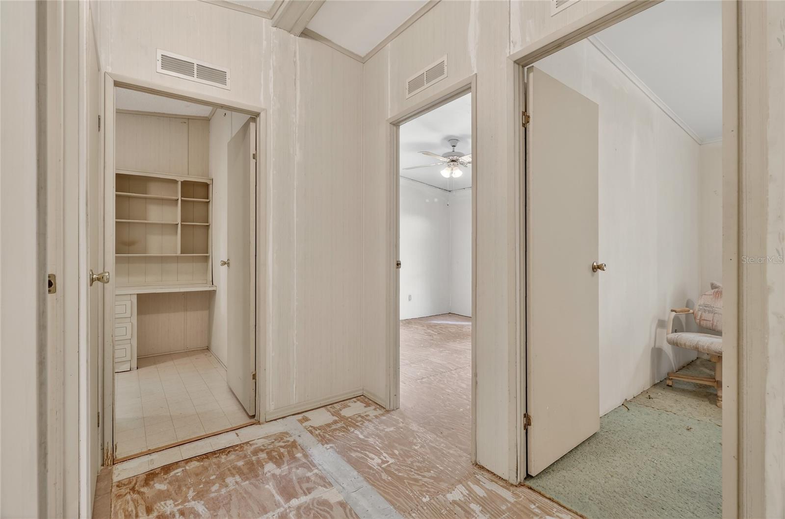 Image 39 of 70 For 1033 Oak Lane