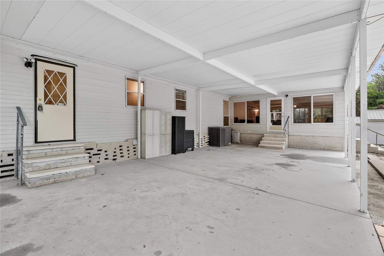 Image 51 of 70 For 1033 Oak Lane