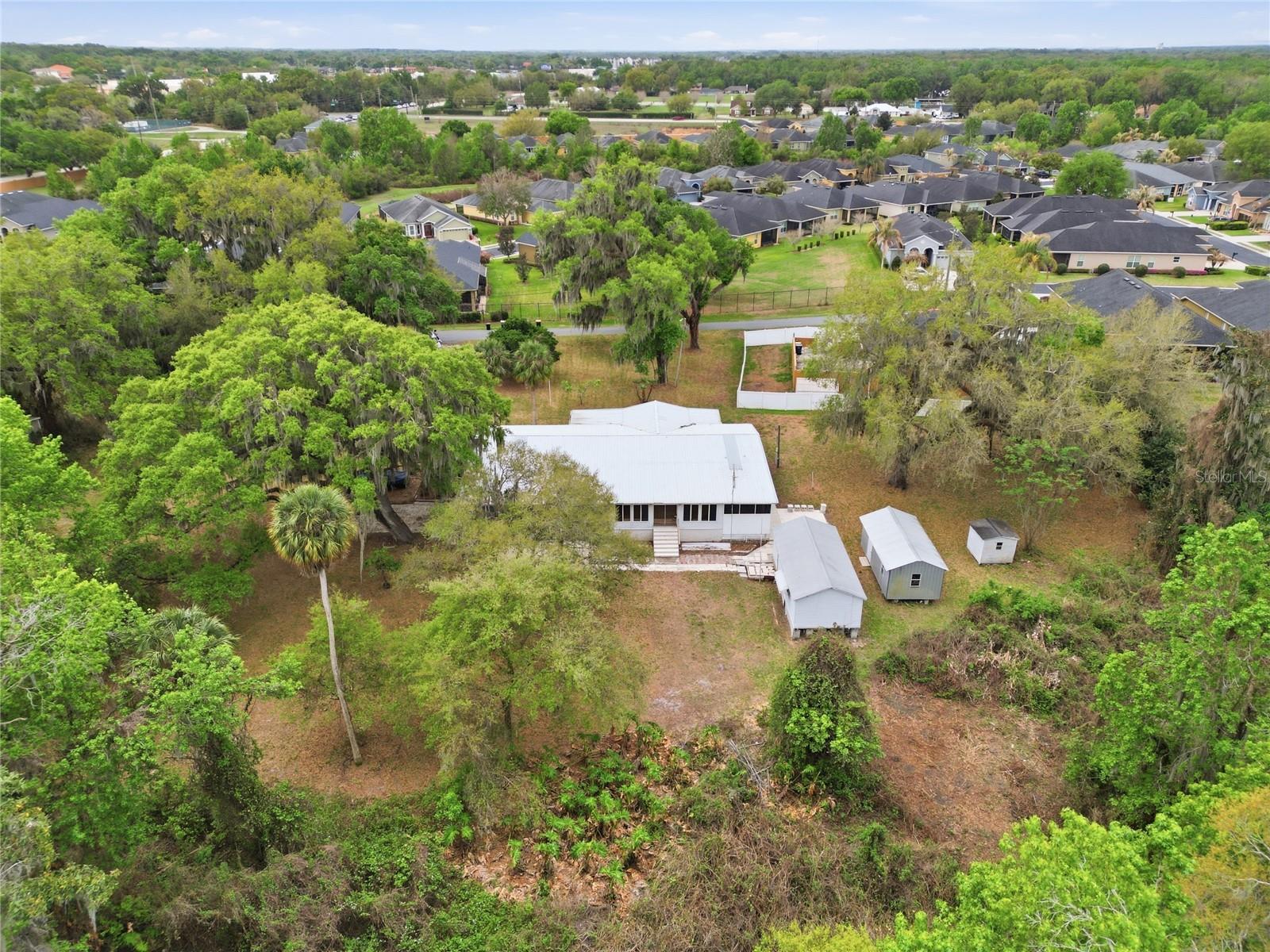 Image 64 of 70 For 1033 Oak Lane