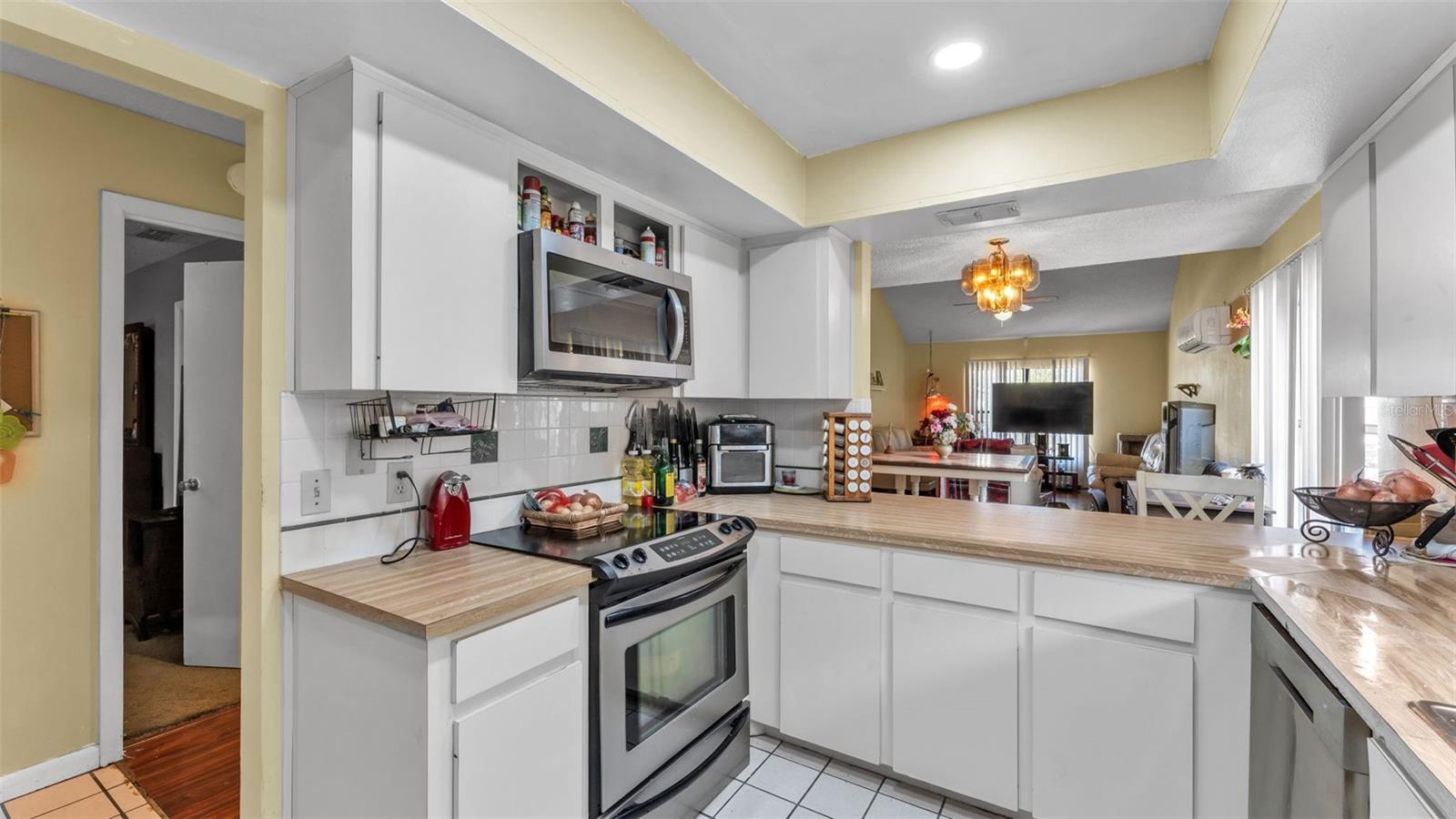 Image 12 of 42 For 2221 Eastmeadows Road