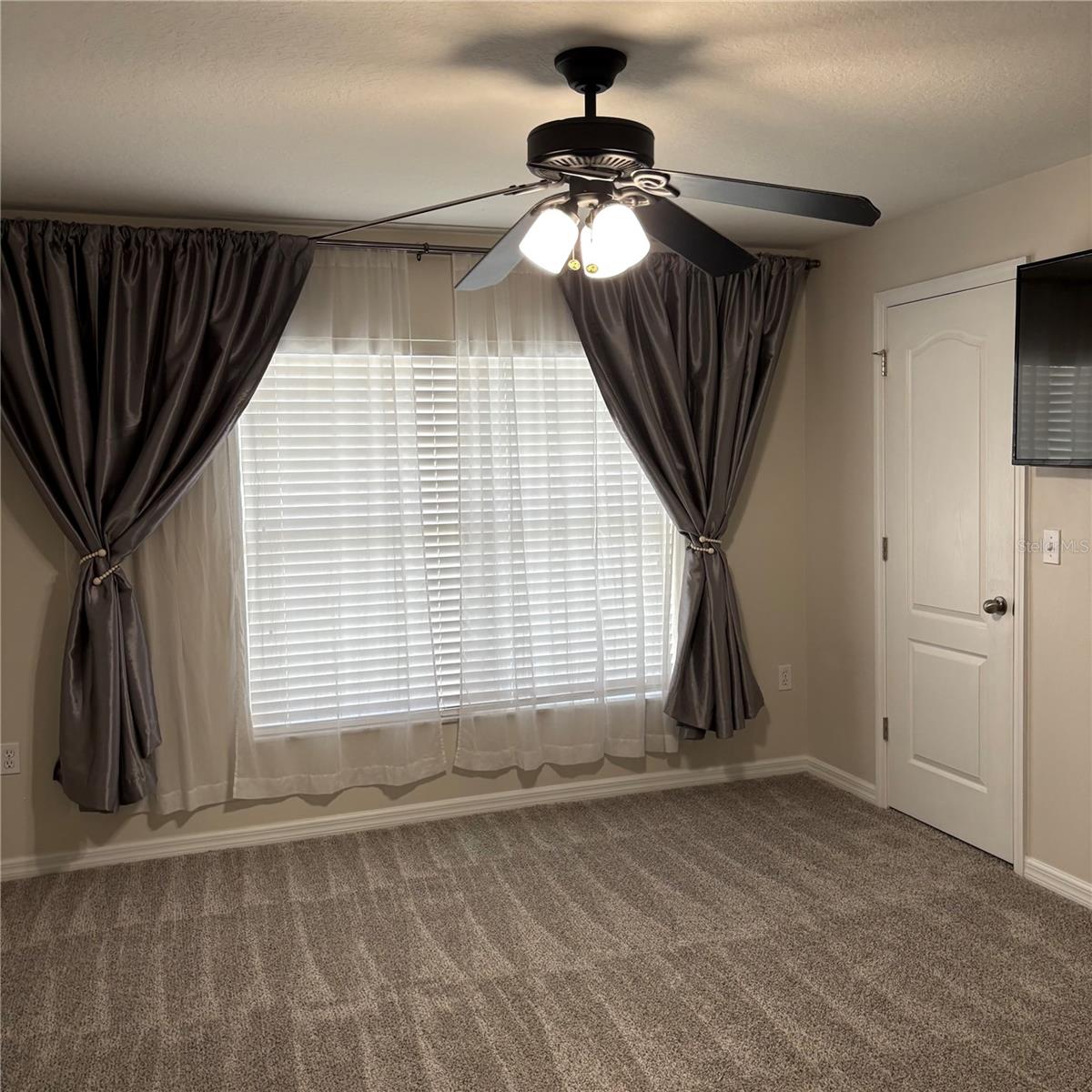 Image 8 of 11 For 4194 Winding Vine Drive