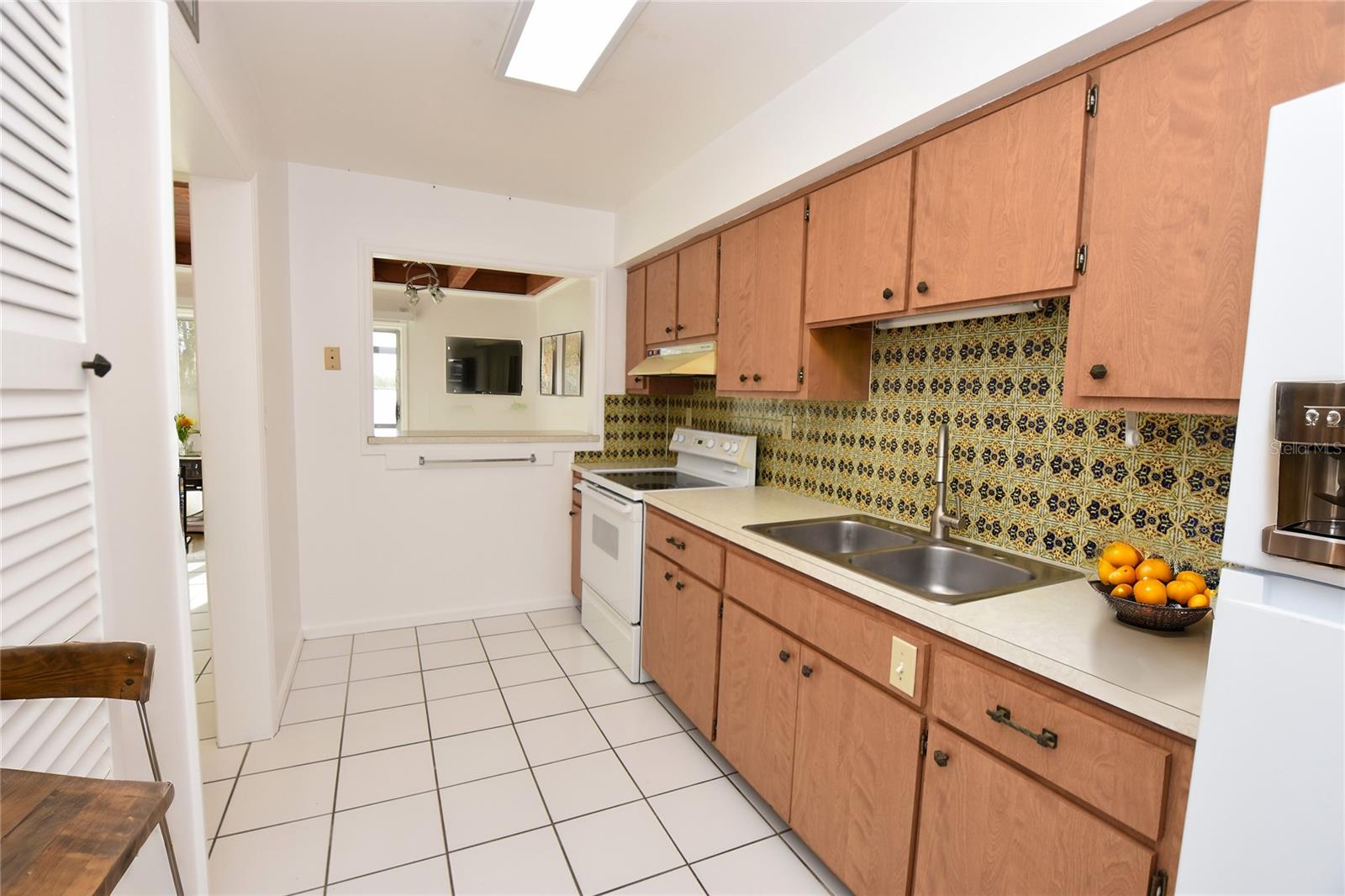 Image 2 of 18 For 2227 9th St Se