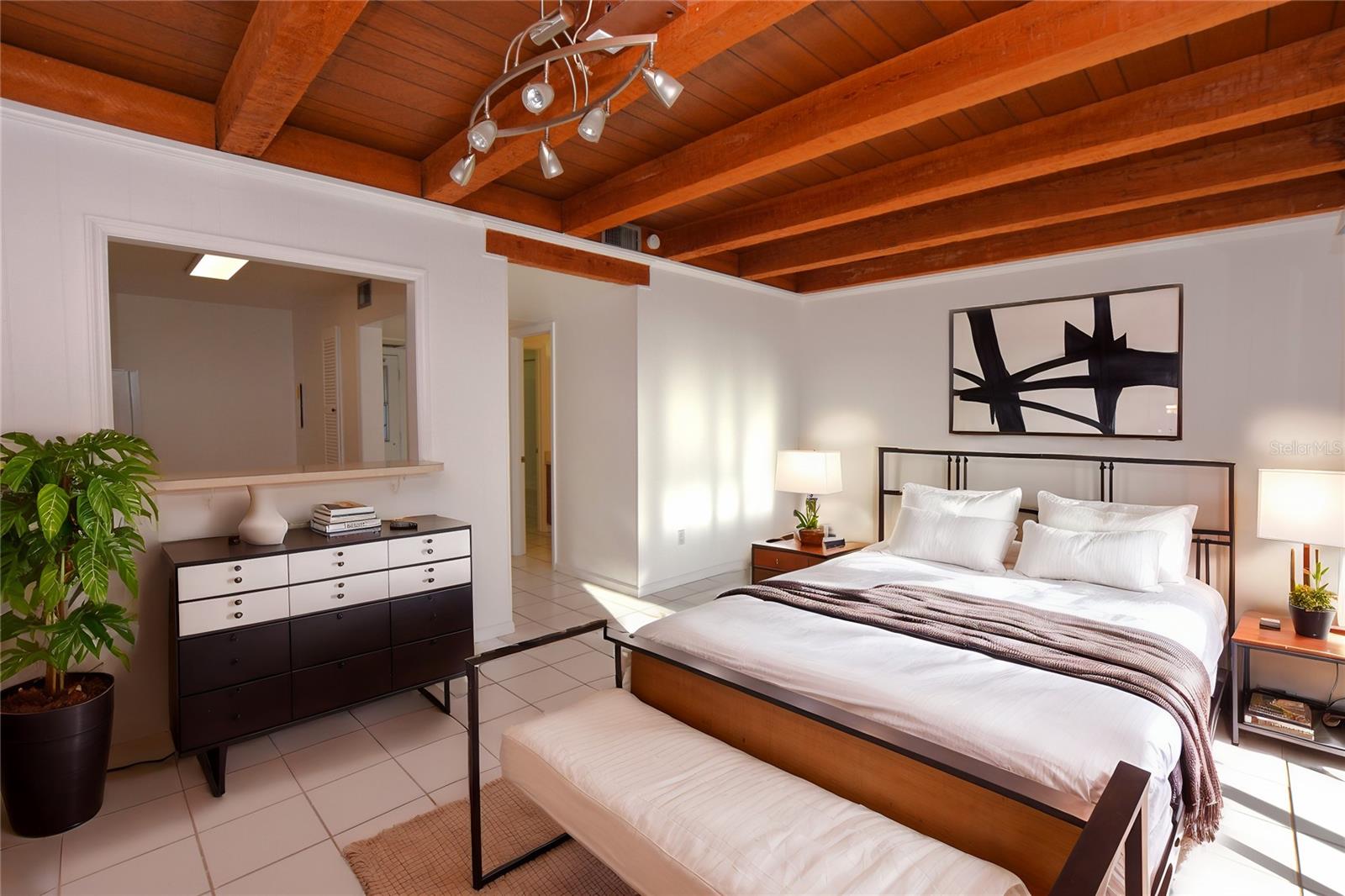 Image 6 of 18 For 2227 9th St Se