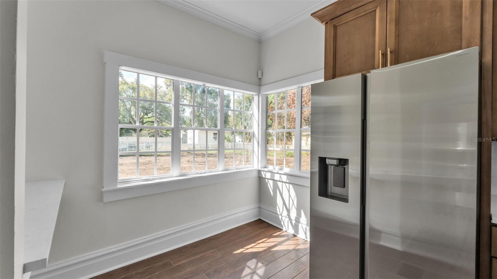 Image 14 of 47 For 535 Jackson Avenue