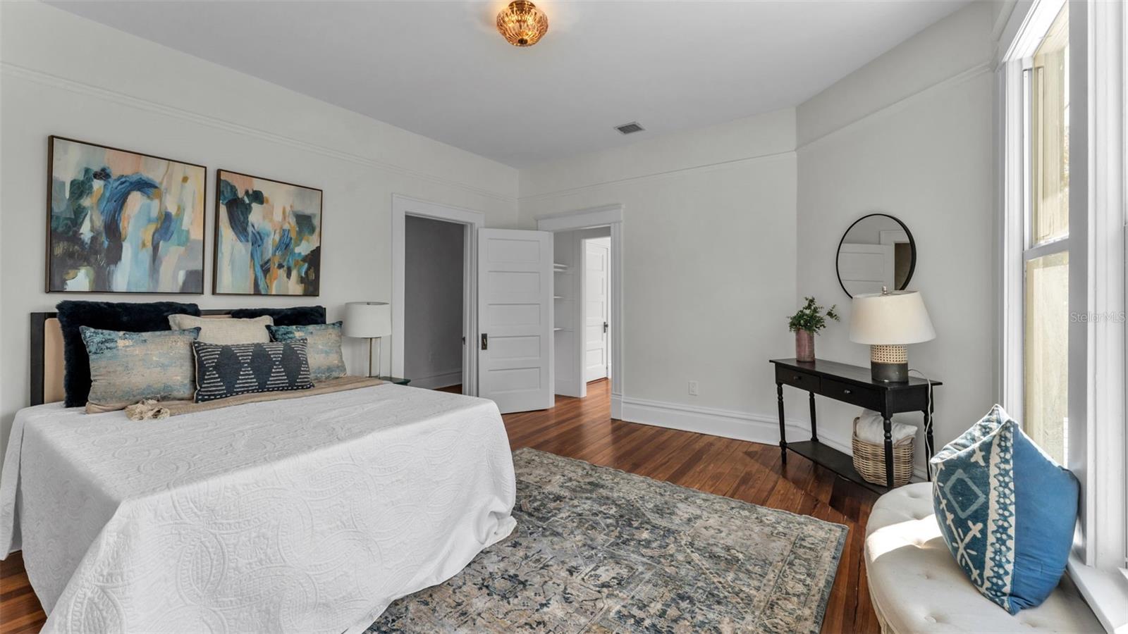 Image 34 of 47 For 535 Jackson Avenue