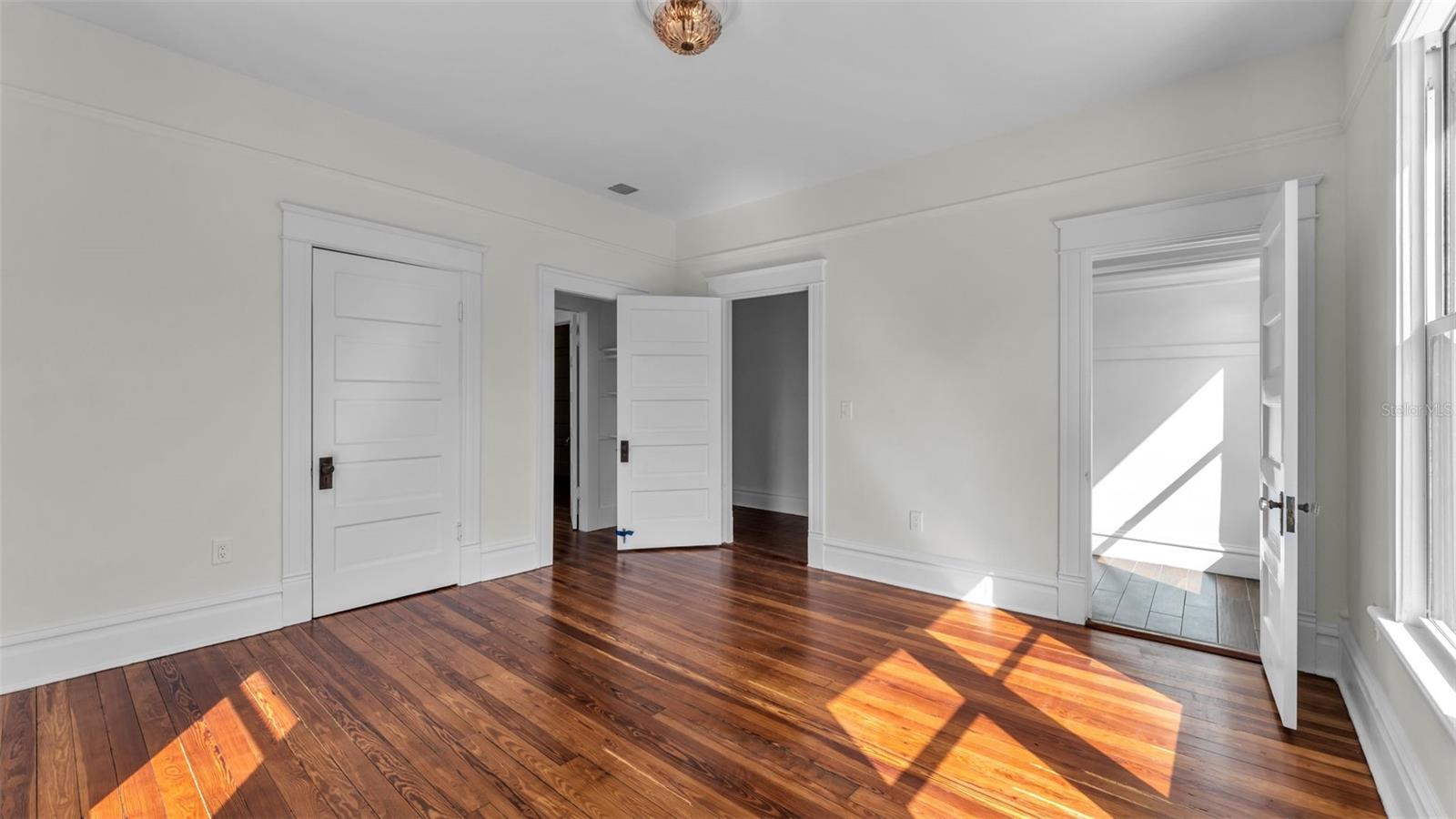 Image 40 of 47 For 535 Jackson Avenue