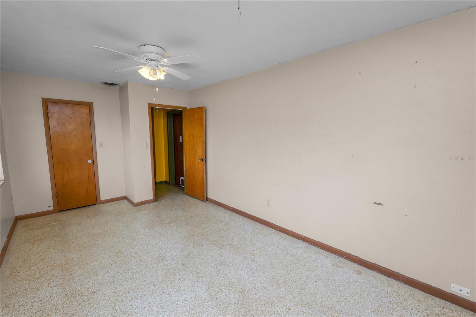 Image 25 of 52 For 800 Canfield Street