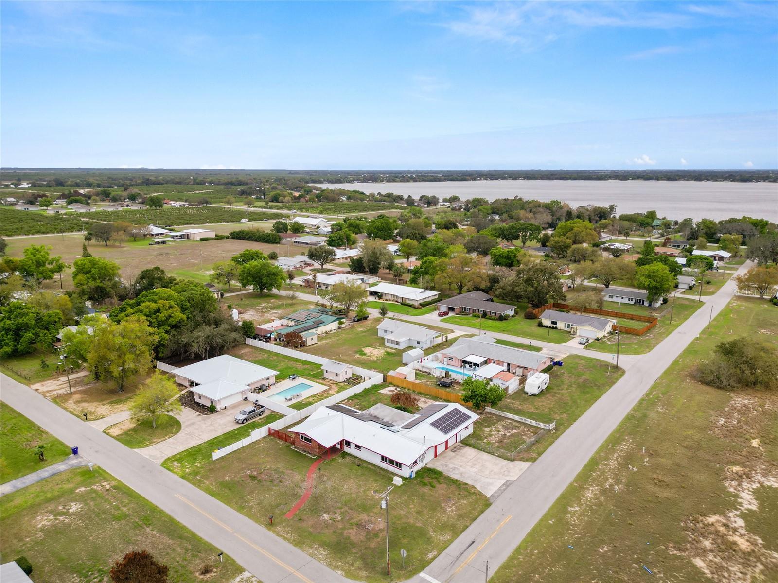 Image 43 of 52 For 800 Canfield Street