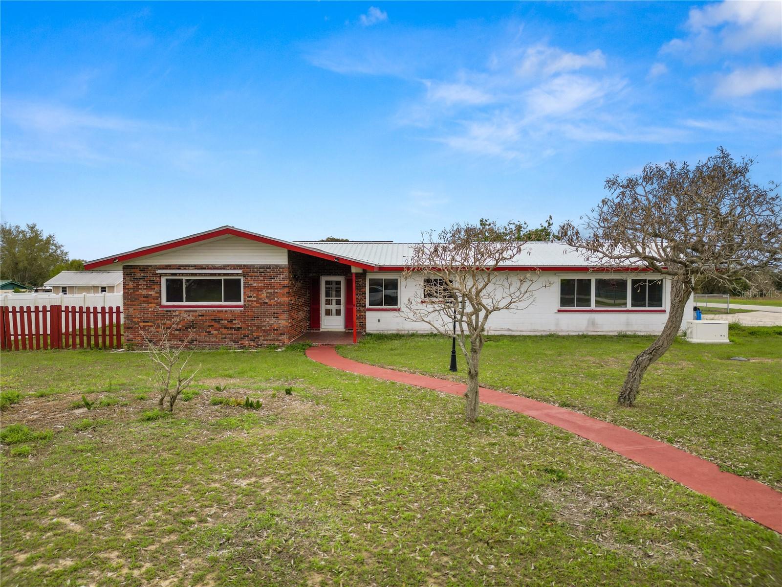 Image 52 of 52 For 800 Canfield Street