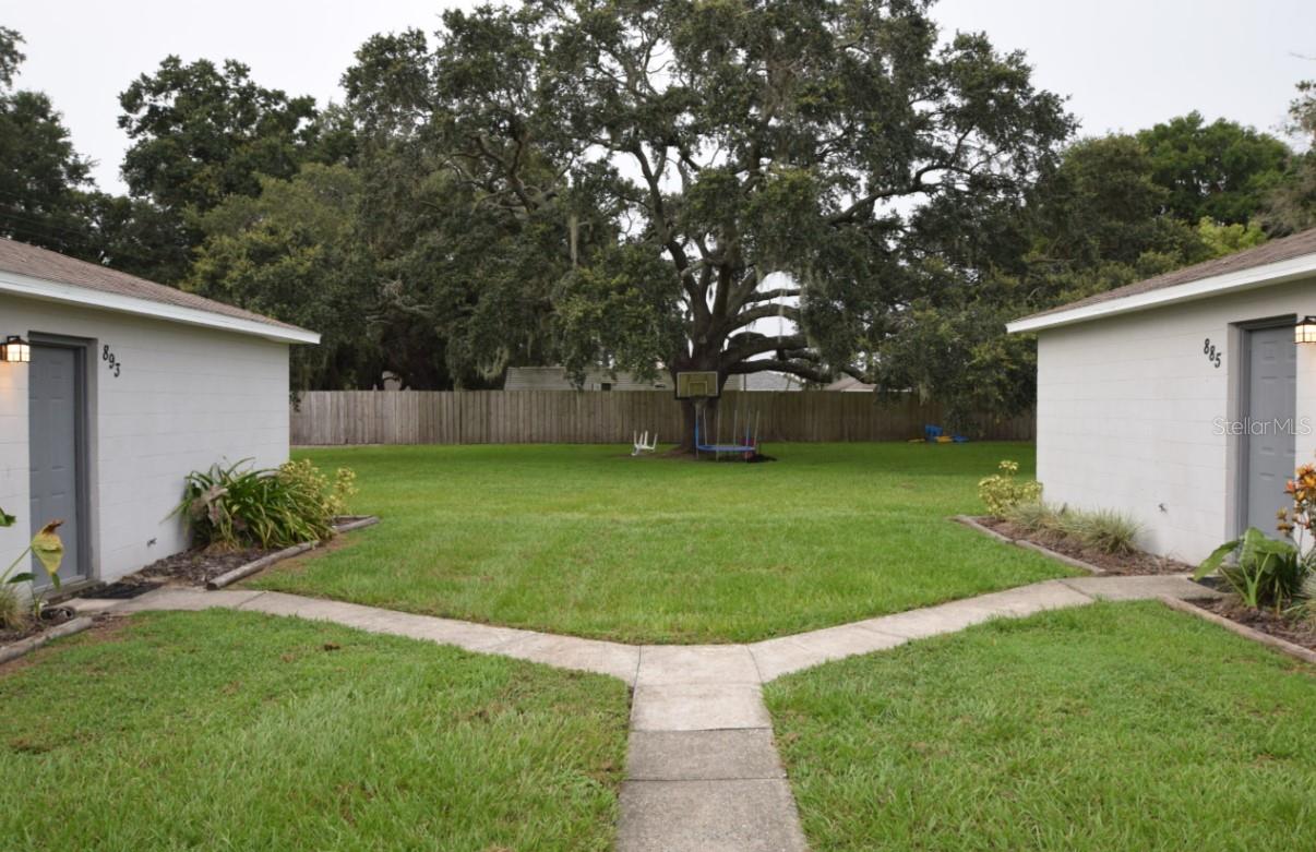 Image 3 of 17 For 885 Schoolhouse Road 885