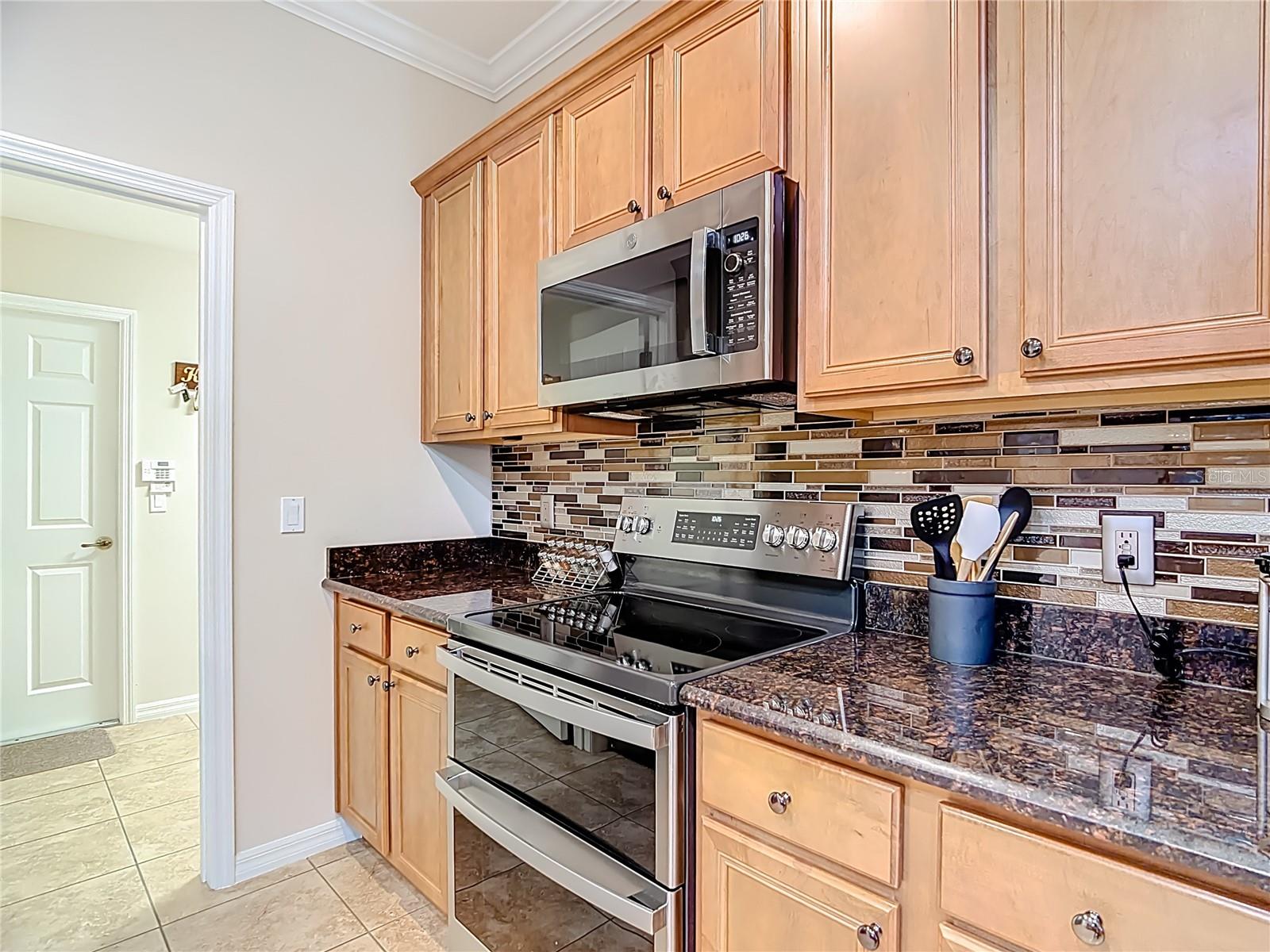 Image 14 of 58 For 277 Magneta Loop