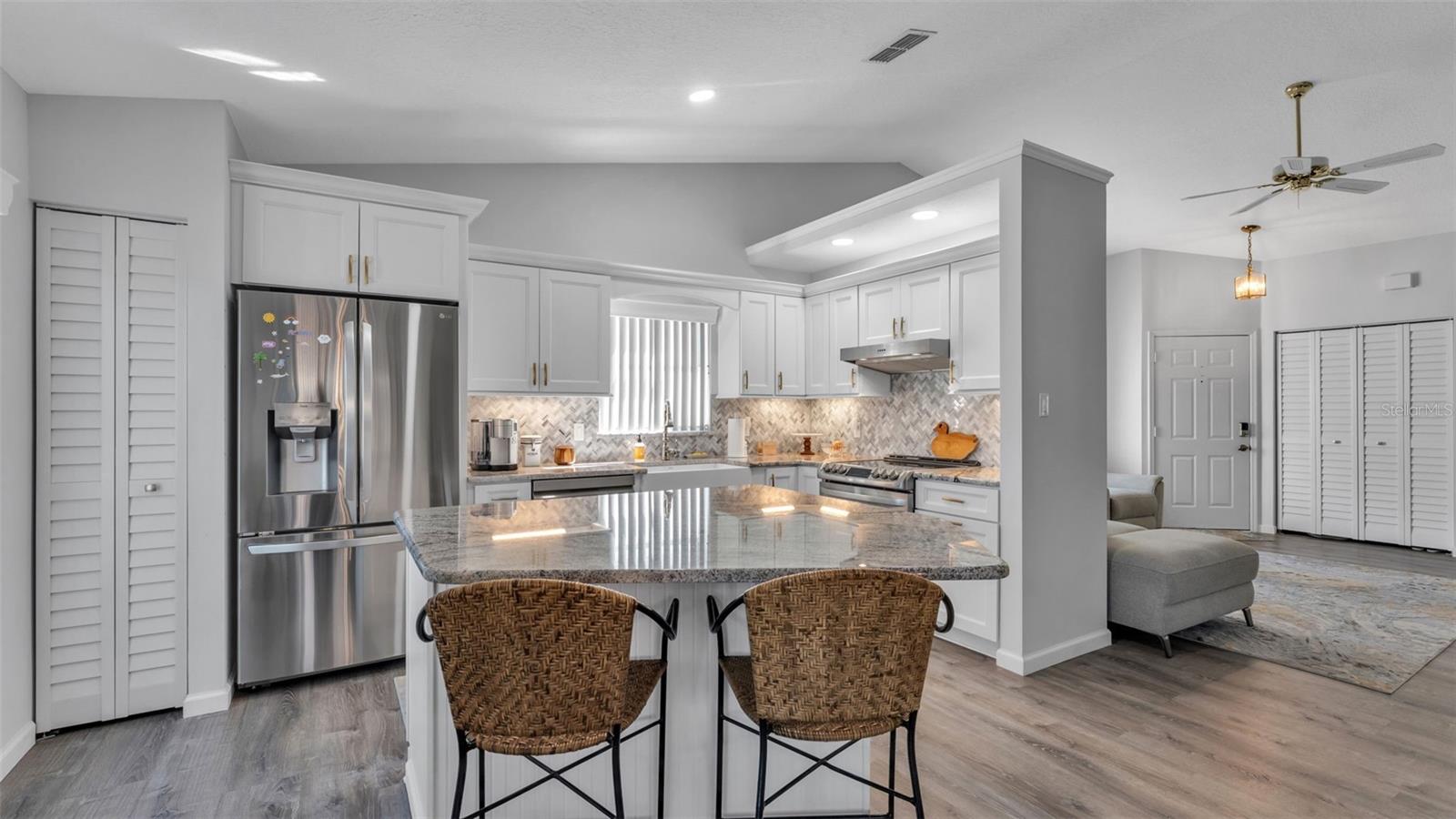 Image 12 of 79 For 6205 Peacock Run