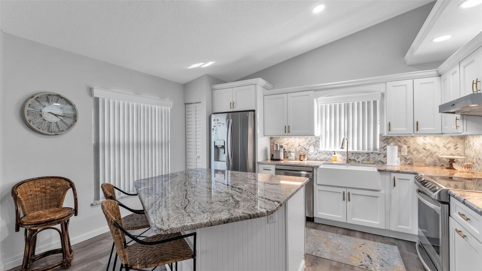 Image 13 of 79 For 6205 Peacock Run