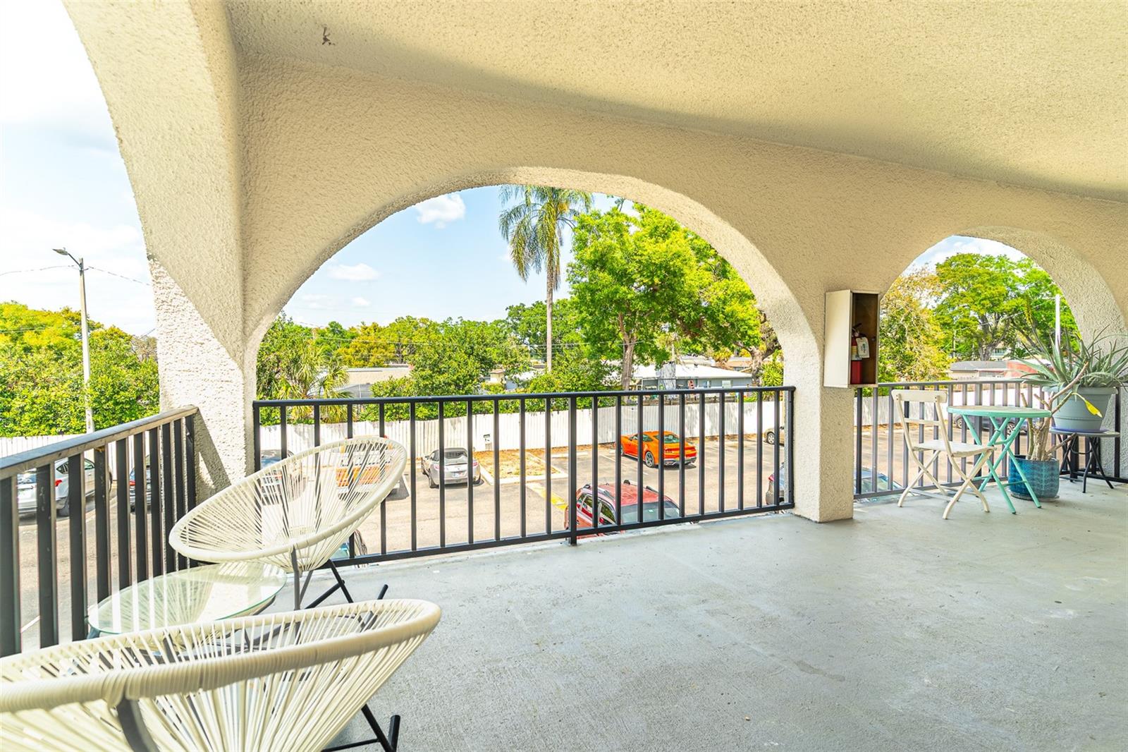 Image 12 of 18 For 709 Russell Lane 222