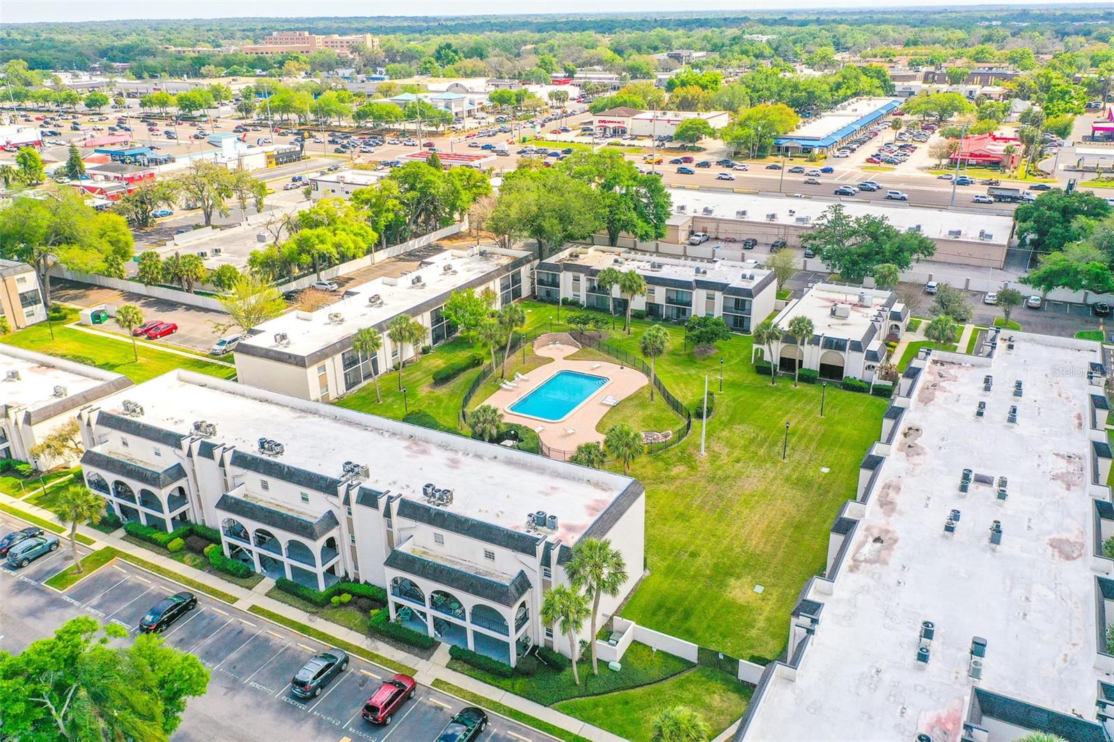 Image 14 of 18 For 709 Russell Lane 222