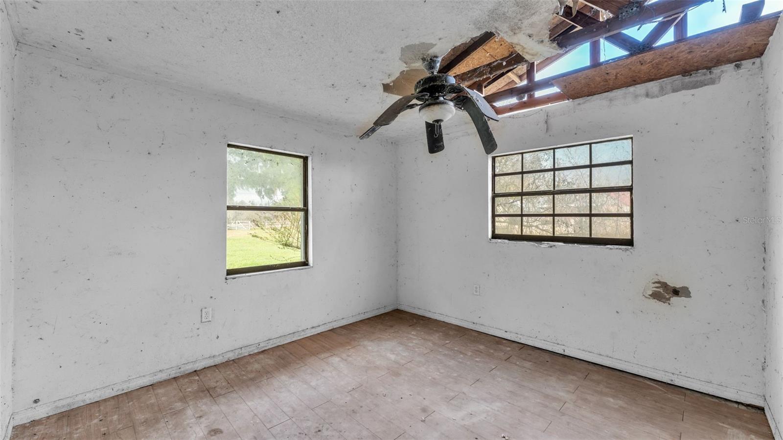 Image 16 of 32 For 11033 Sherrouse Road