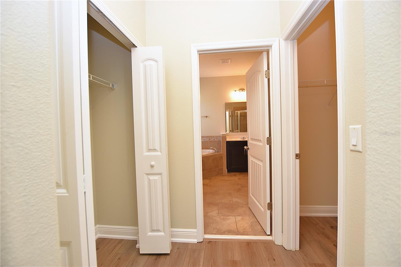 Image 27 of 65 For 1977 Wind Meadows Drive