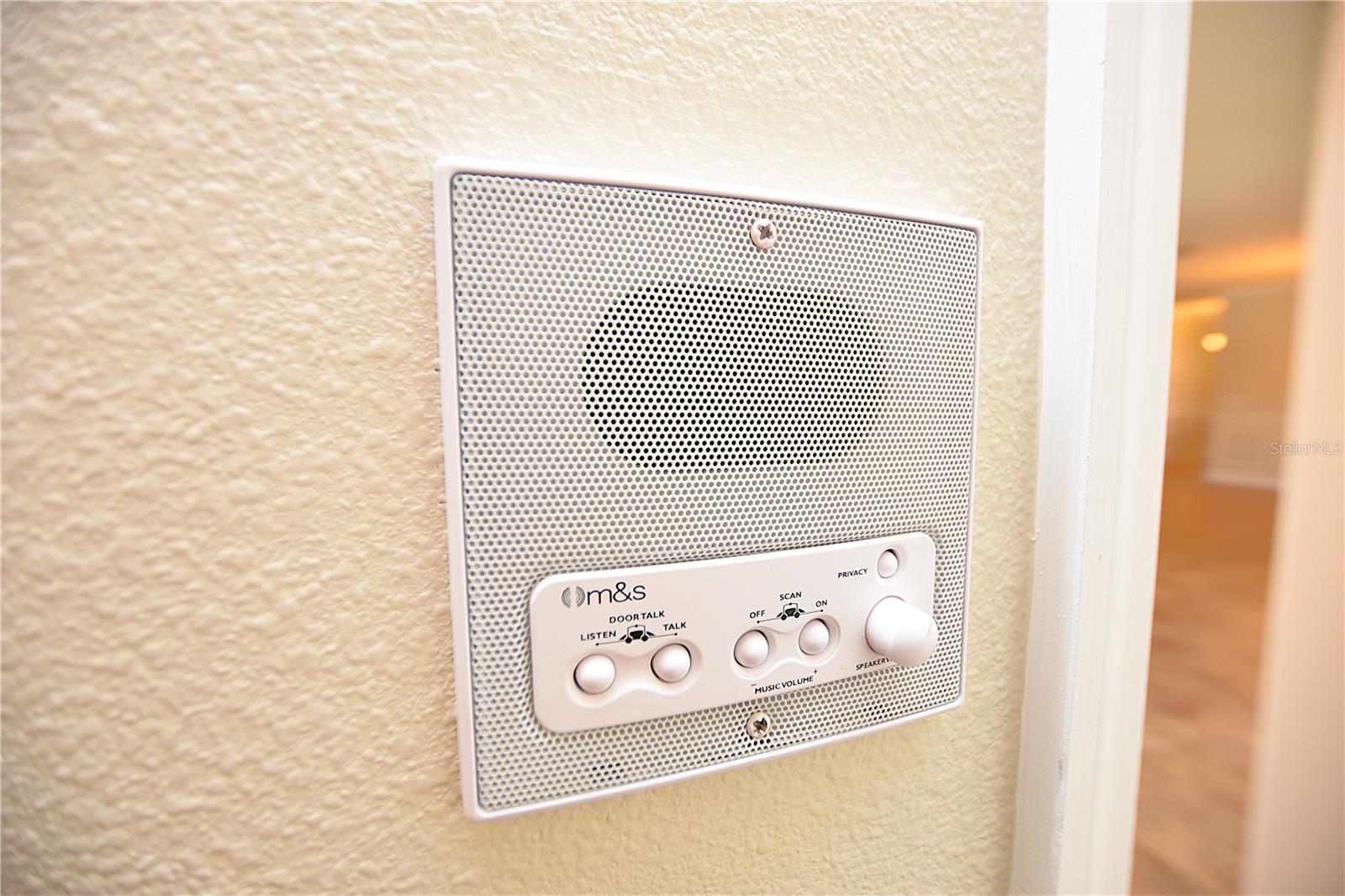 Image 37 of 65 For 1977 Wind Meadows Drive