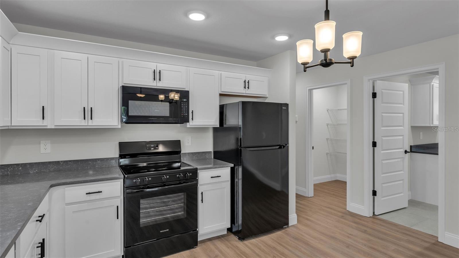 Image 7 of 27 For 1246 Dorothy Street