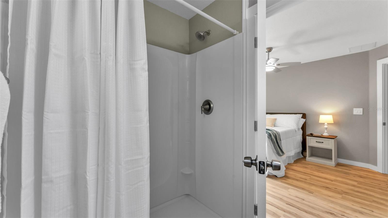 Image 10 of 18 For 3277 Alberta Street