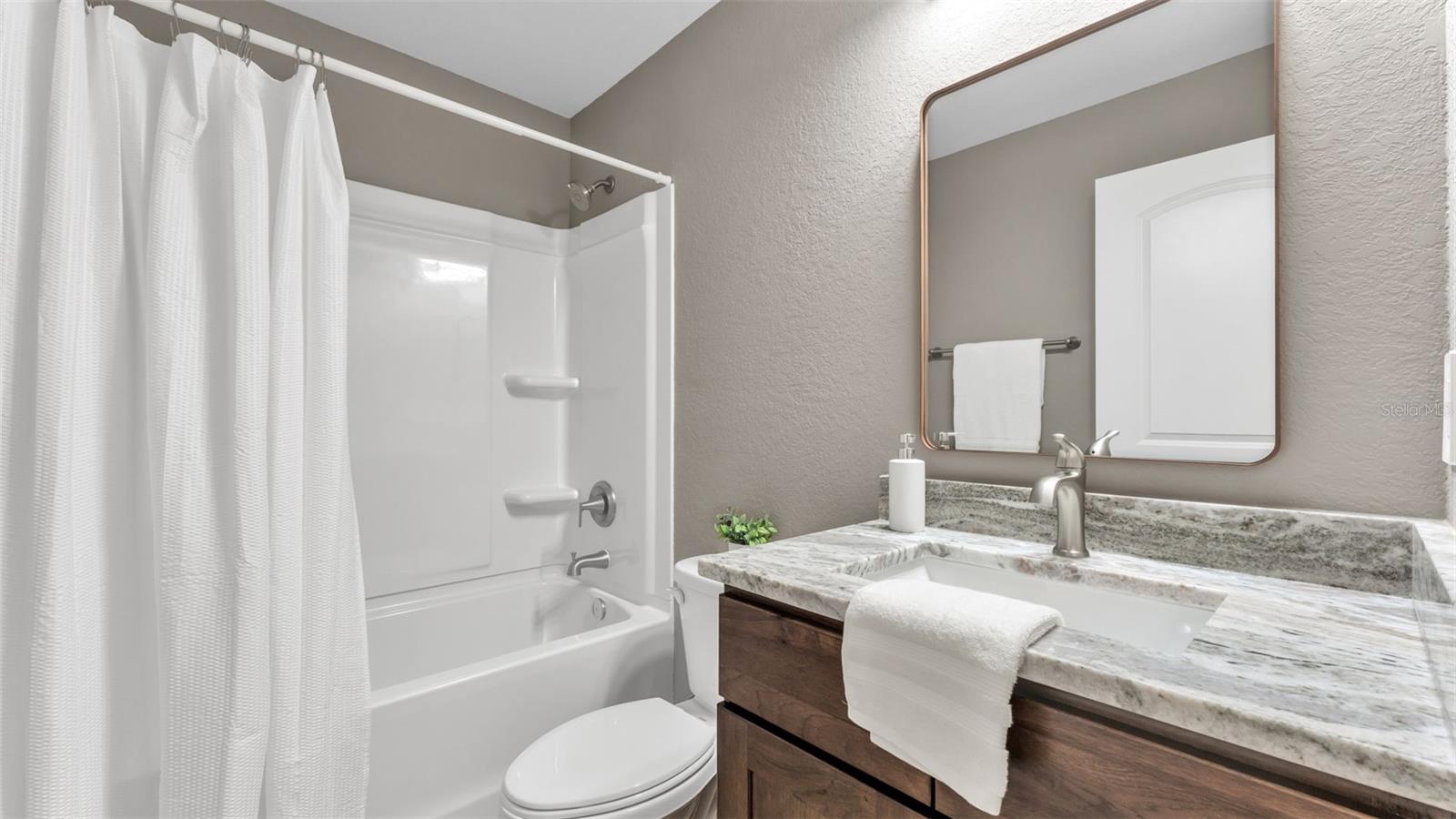 Image 12 of 18 For 3277 Alberta Street