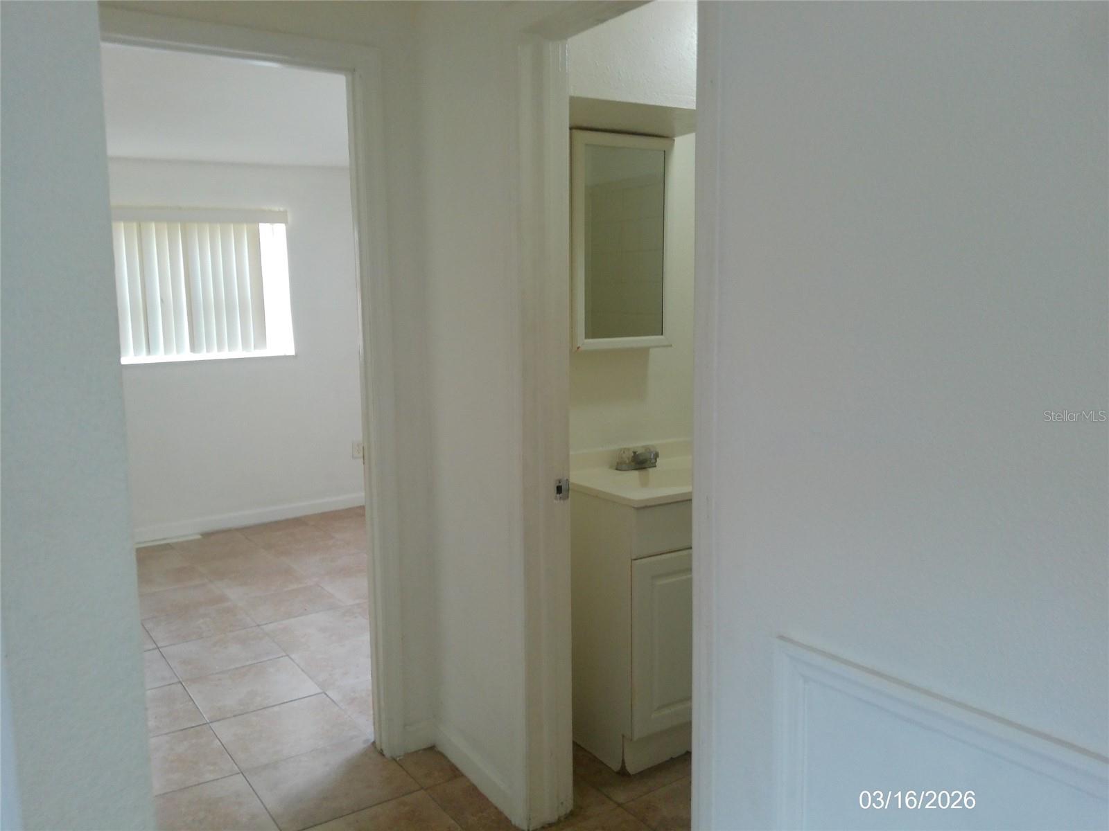 Image 10 of 15 For 808 Central Avenue S