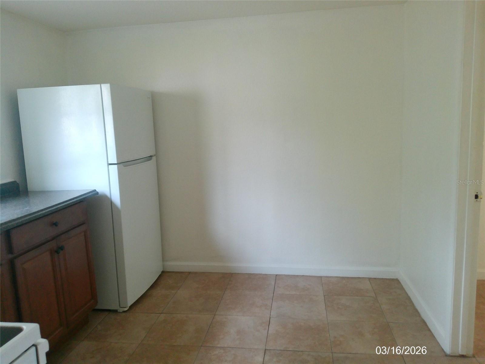 Image 4 of 15 For 808 Central Avenue S