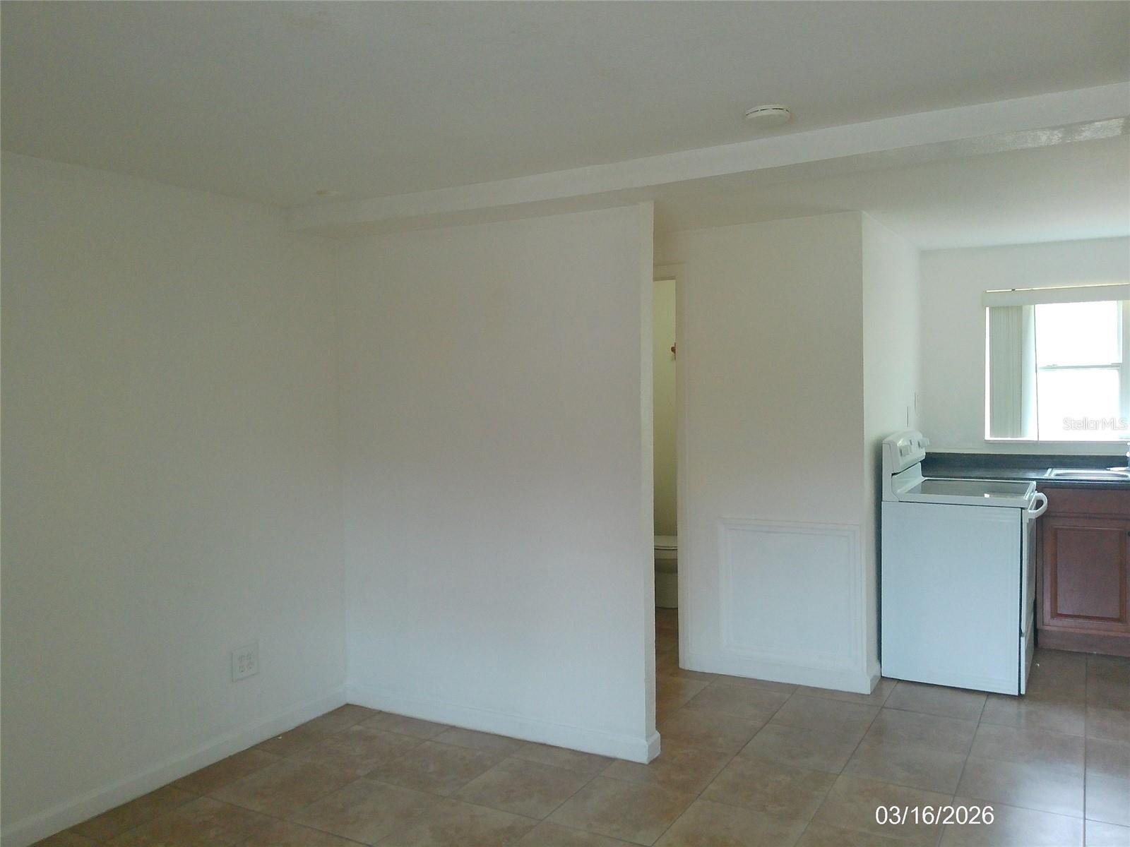 Image 7 of 15 For 808 Central Avenue S