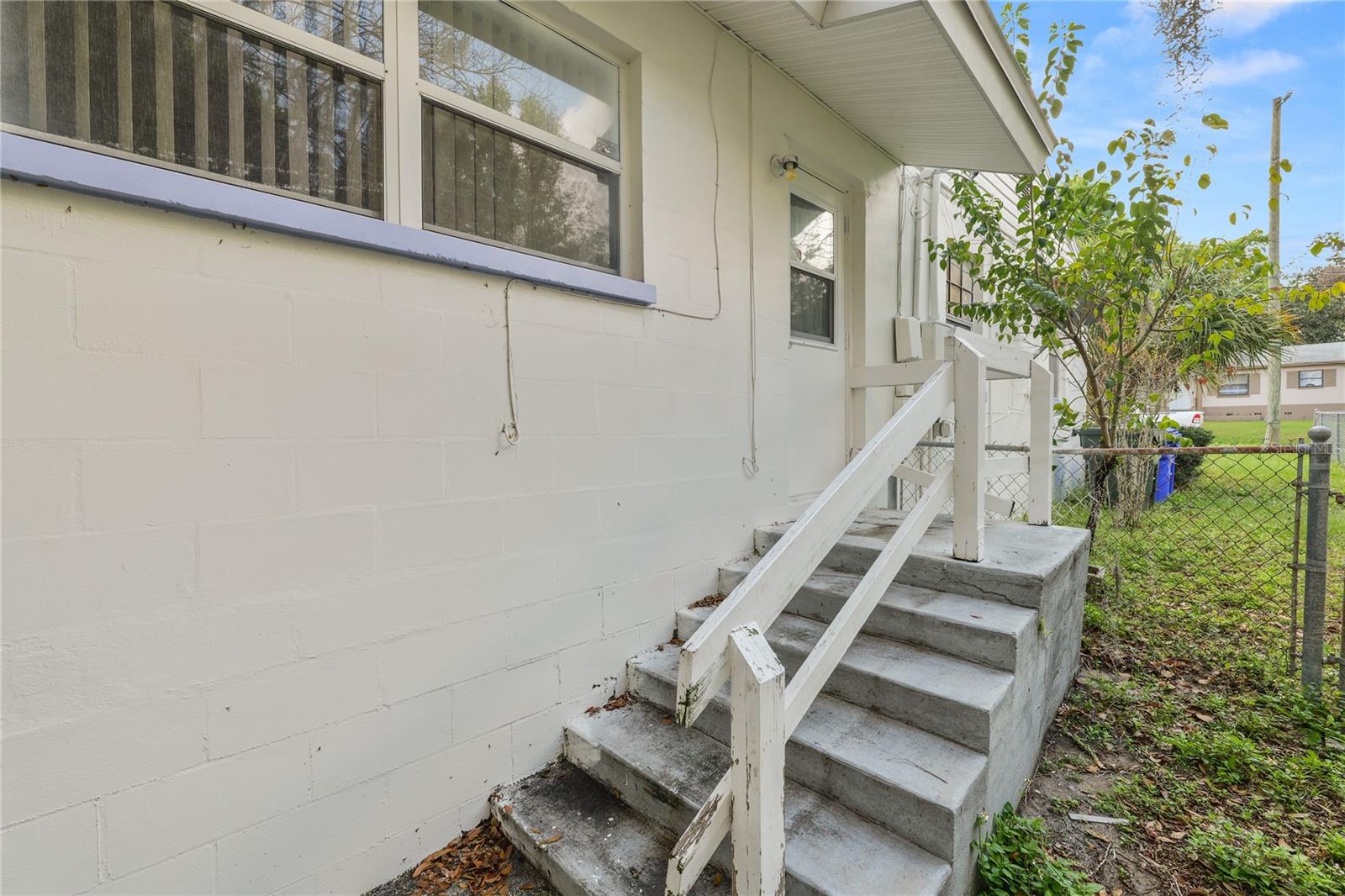 Image 19 of 25 For 403 Valencia Street