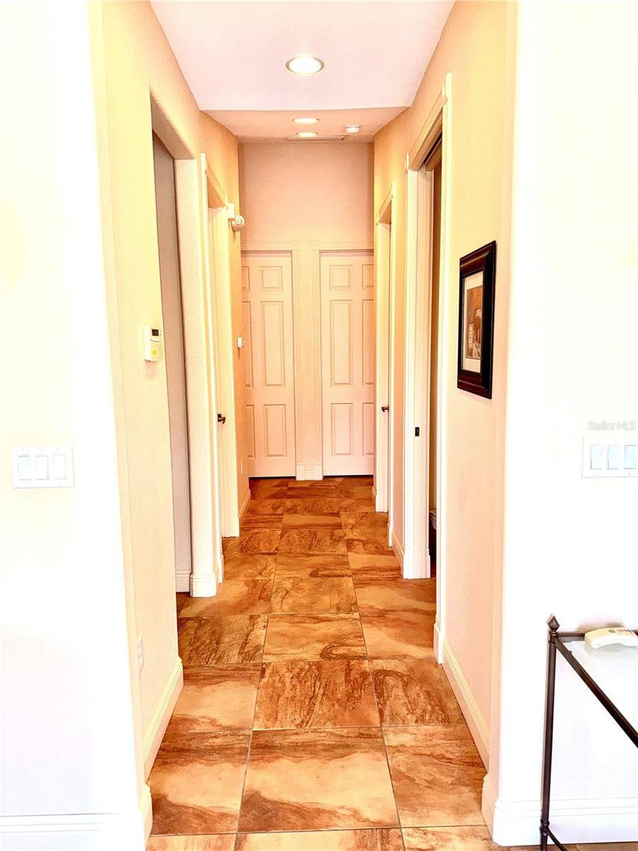 Image 11 of 23 For 308 Dal Hall Boulevard